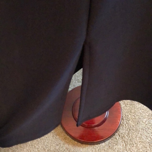 Skirt - Picture 3 of 4